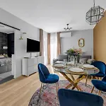 Praga - Parking, Terrace - By Rentujemy Apartment *