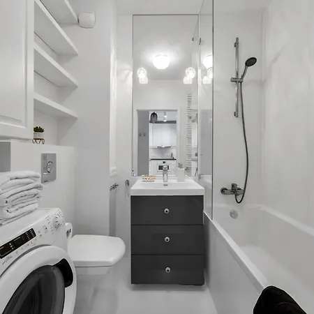 Apartment Praga - Parking, Terrace - By Rentujemy