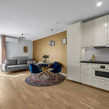 Apartman Praga - Parking, Terrace - By Rentujemy Varsó