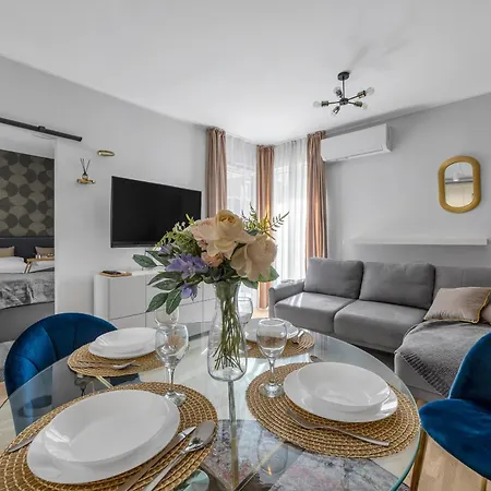 Praga - Parking, Terrace - By Rentujemy *